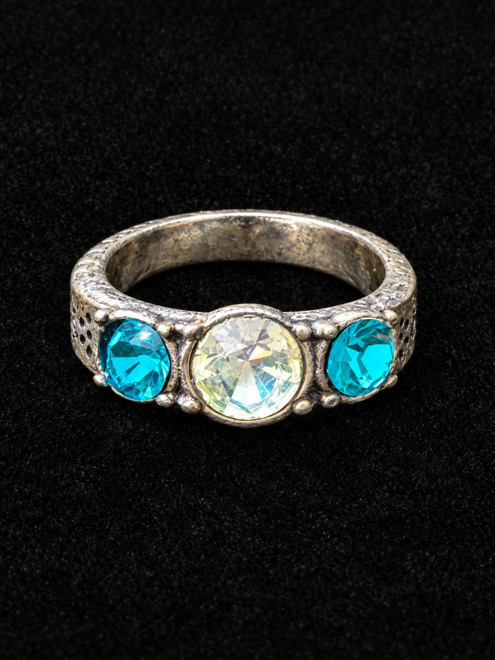 ⚜️ Three-Stone Crystal Ring | Silver-Tone Band | Size 9 | Teal & Clear 💗